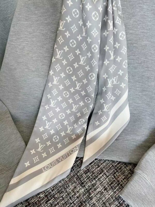 LOUIS VUITTON 25 Sweatshirt