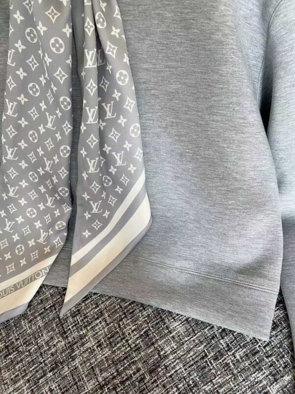 LOUIS VUITTON 25 Sweatshirt