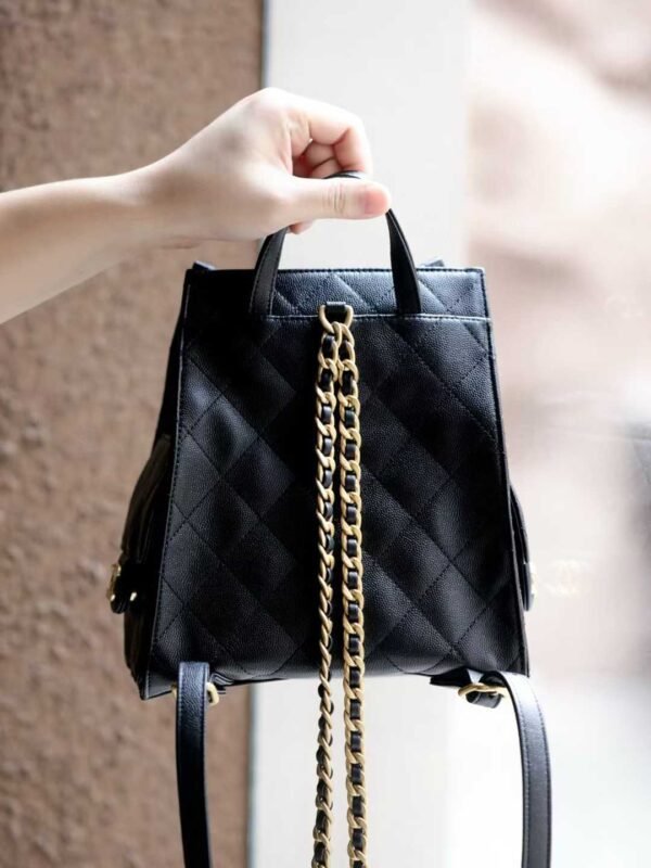 CHANEL 25 medium backpack