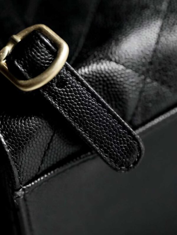 CHANEL 25 medium backpack