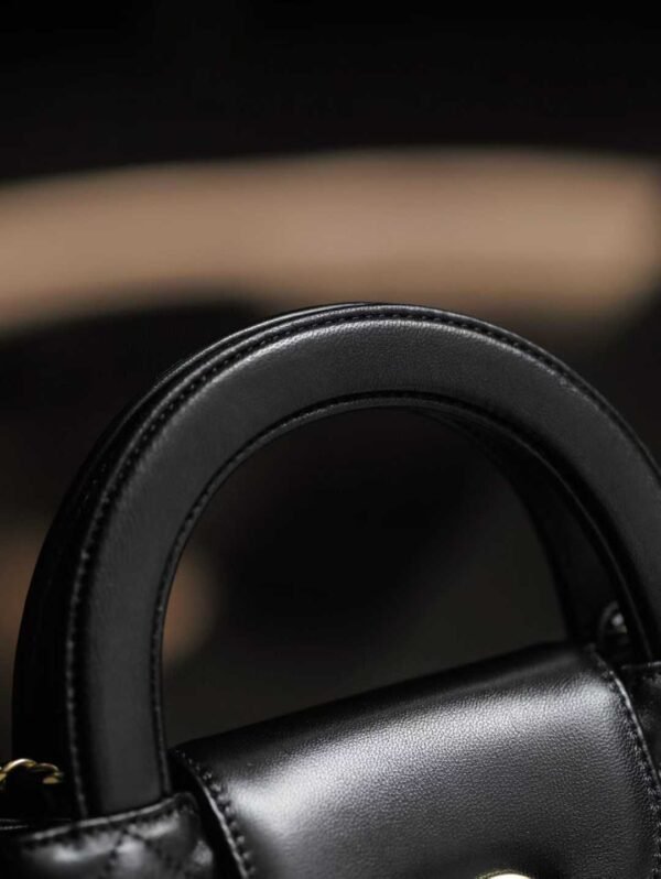 CHANEL 25A KELLY BAG