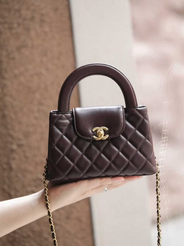 CHANEL 25A KELLY BAG