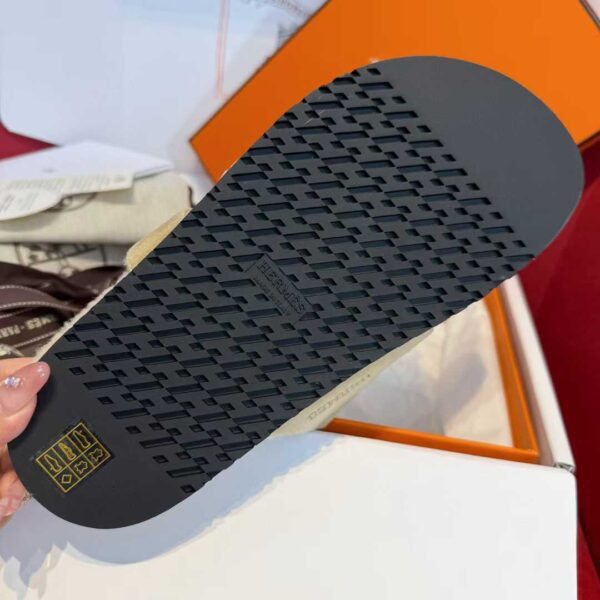 HERMES Second uncle Mao slippers