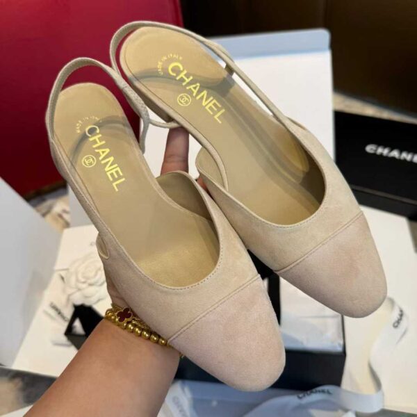 CHANEL 25C Flat shoes