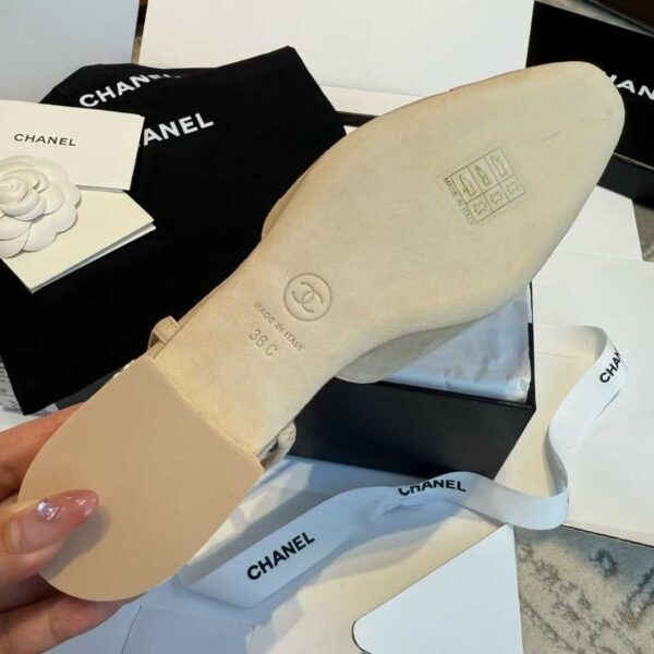 CHANEL 25C Flat shoes