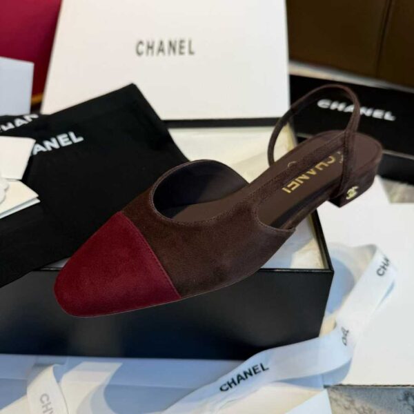 CHANEL 25C Flat shoes