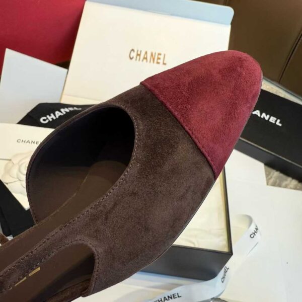 CHANEL 25C Flat shoes