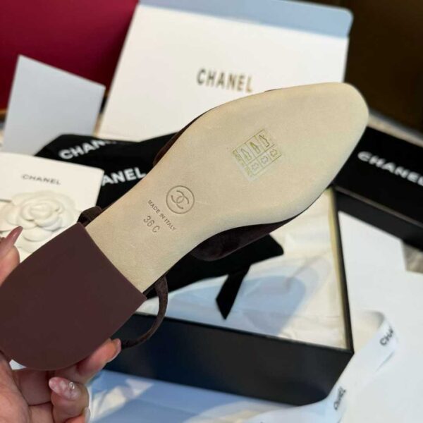 CHANEL 25C Flat shoes