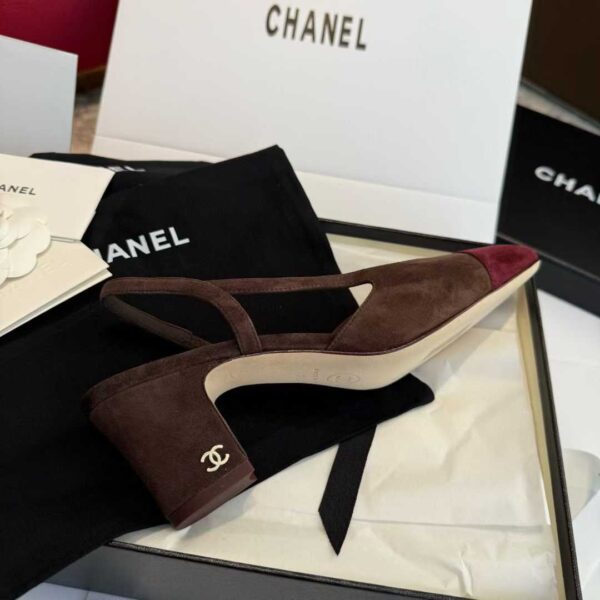 CHANEL  25C High heels