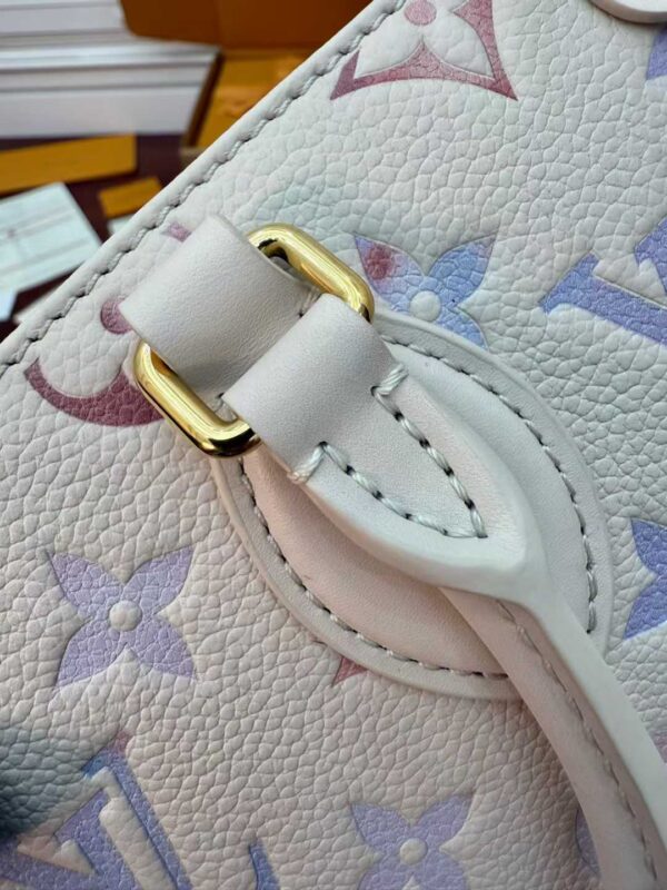 LOUIS VUITTON OnTheGo PM M25770