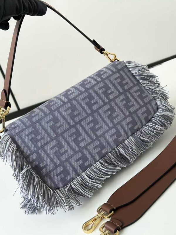 FENDI  Baguette