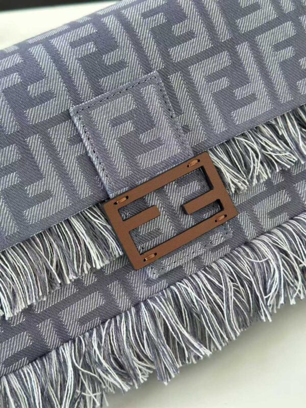 FENDI  Baguette