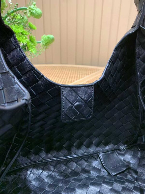 BOTTEGA  VENETA CAMPANA