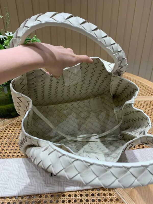 BOTTEGA  VENETA CAMPANA