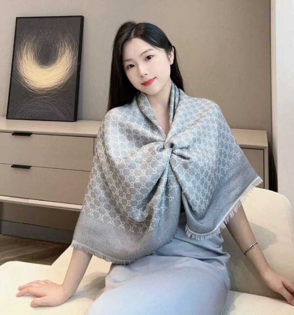 GUCCI Shawl