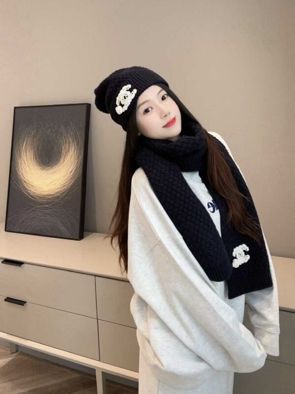 CHAENL Scarf two piece set