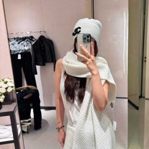 CHAENL Scarf two piece set