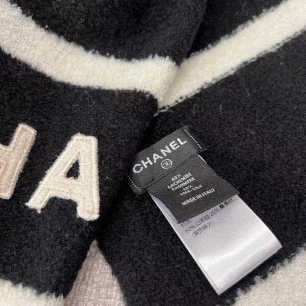 CHANEL Scarf two piece set