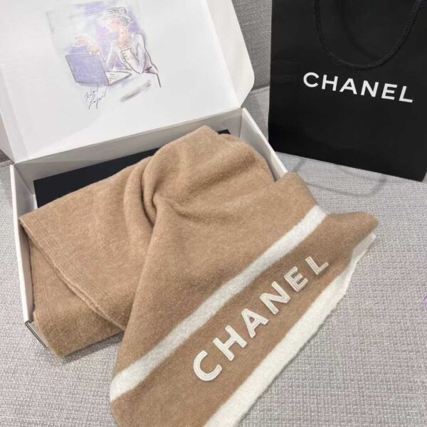CHANEL Scarf two piece set