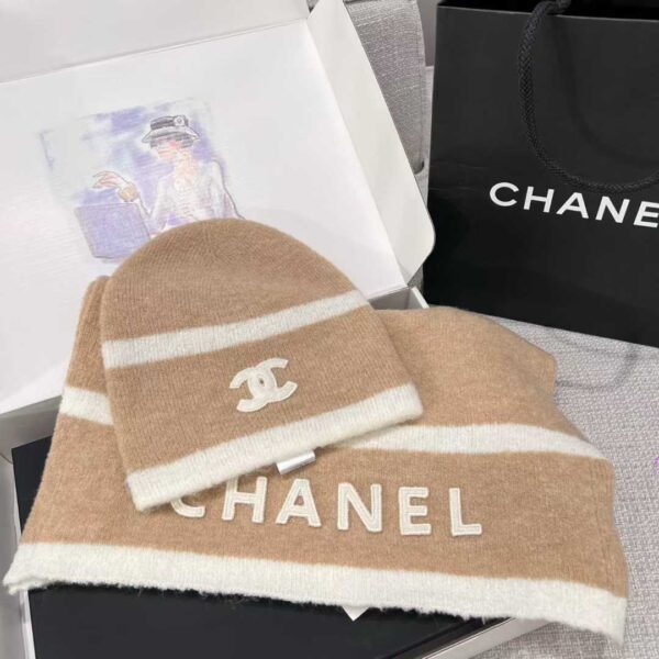 CHANEL Scarf two piece set