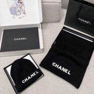 CHANEL Knitted two-piece set