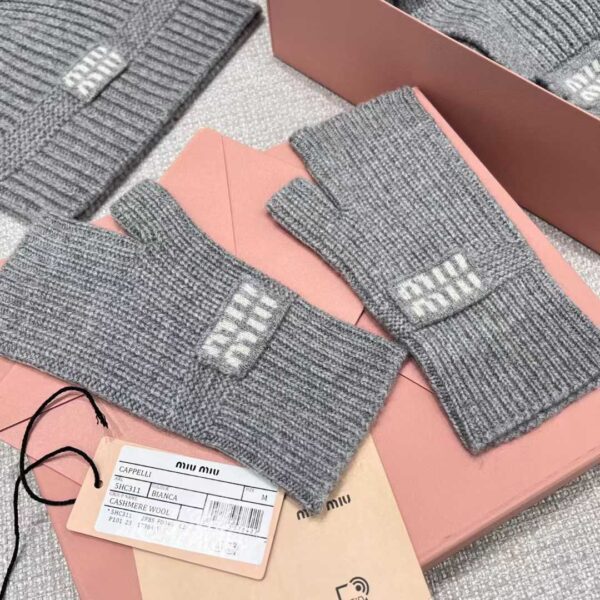 MIUMIU Knitted three-piece set