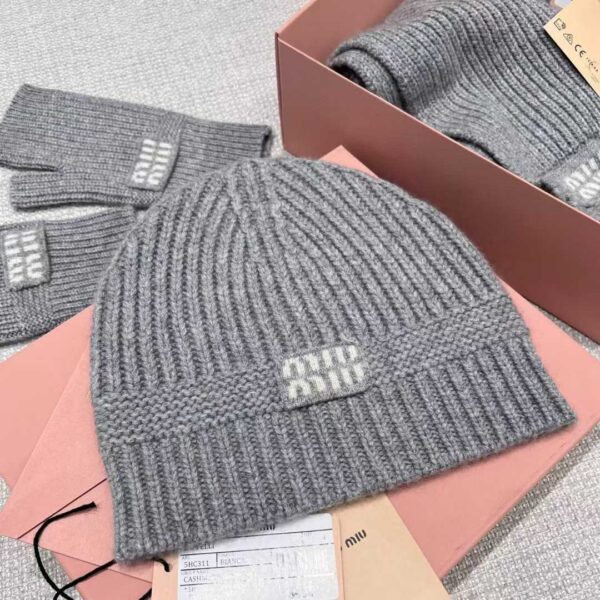 MIUMIU Knitted three-piece set