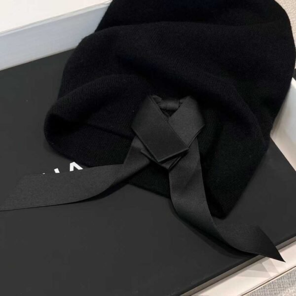 CHANEL Cold hat