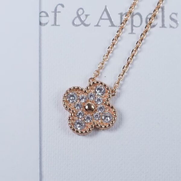 Van Cleef & Arpels necklace
