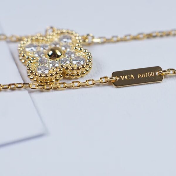 Van Cleef & Arpels necklace