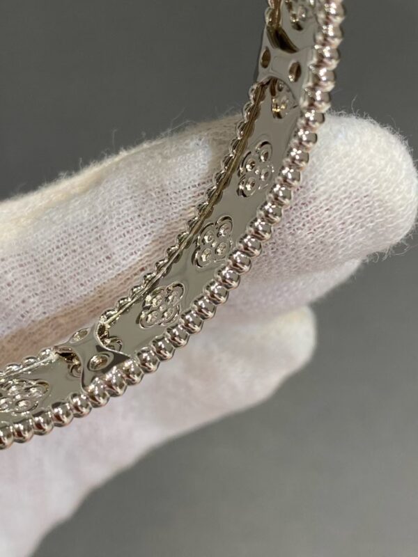 Van Cleef & Arpels bracelet