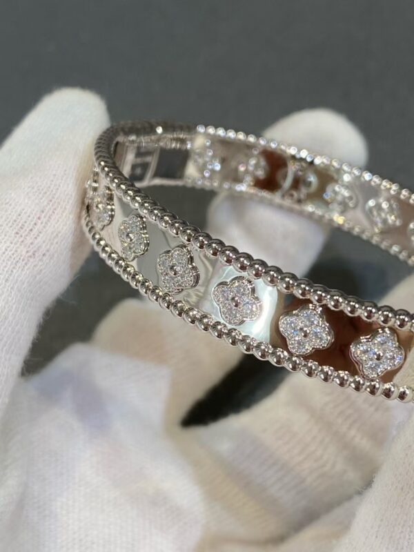 Van Cleef & Arpels bracelet