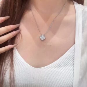 Van Cleef & Arpels necklace