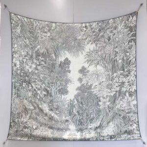 HERMES Silk scarf