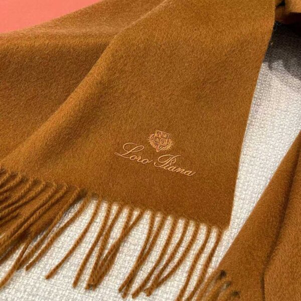LORO PIANA Scarf