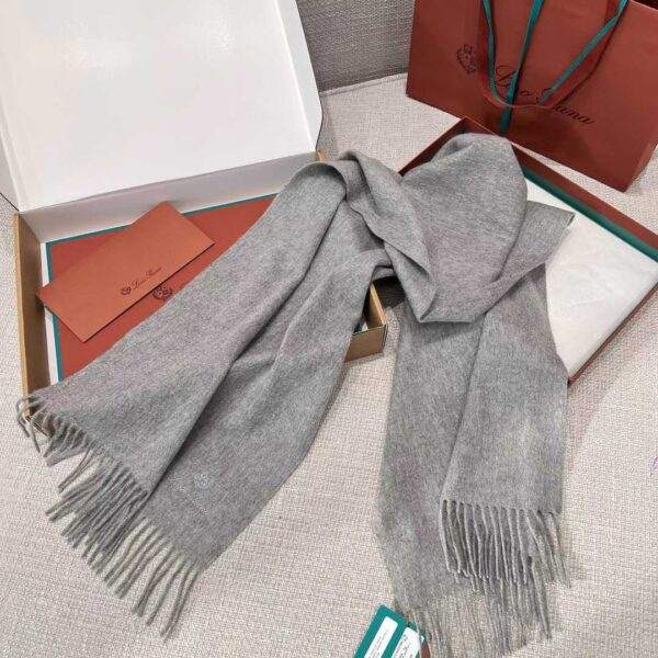 LORO PIANA Scarf