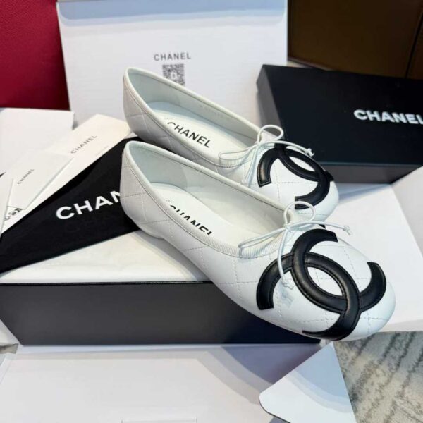 CHANEL Casual shoes