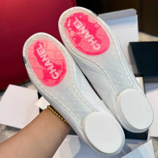 CHANEL Casual shoes