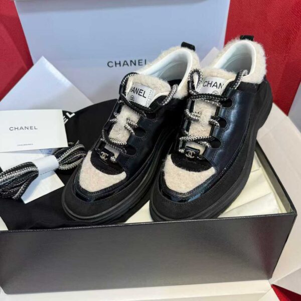 CHANEL Casual shoes
