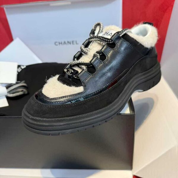 CHANEL Casual shoes