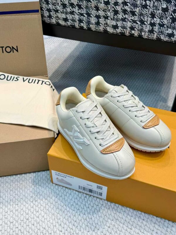 LOUIS VUITTON BUTTERSOFE  Bread shoes