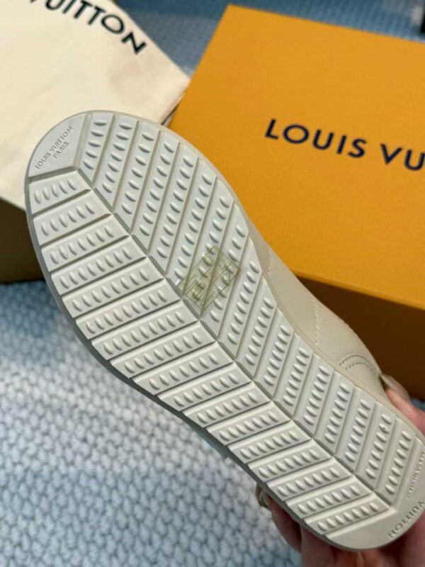 LOUIS VUITTON BUTTERSOFE  Bread shoes