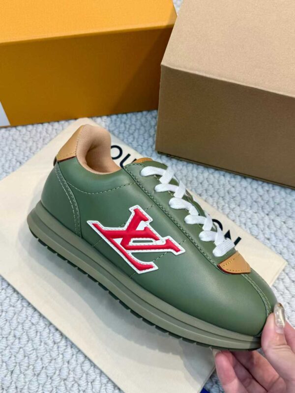 LOUIS VUITTON BUTTERSOFE  Bread shoes