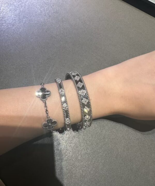 Van Cleef & Arpels bracelet
