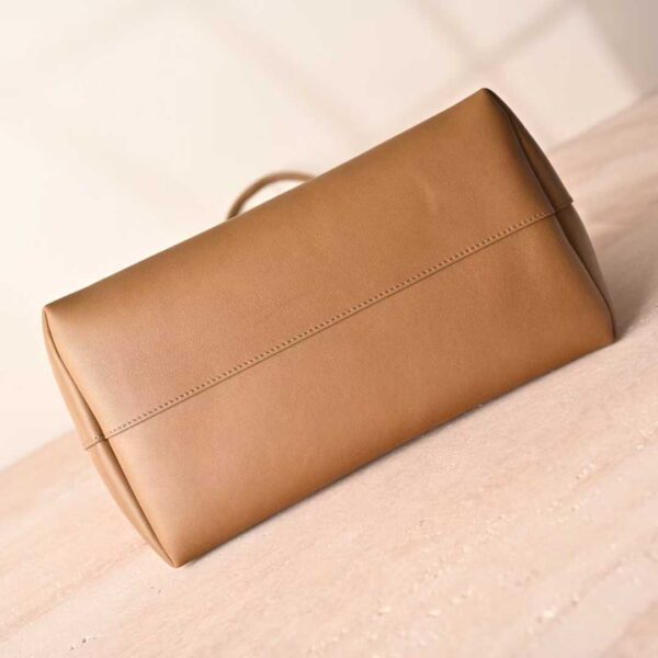 THE ROW Terrasse Leather handbags