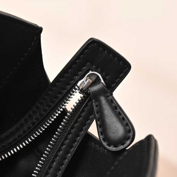 THE ROW Terrasse Leather handbags