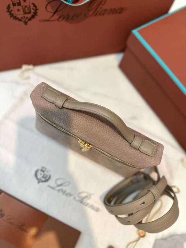 LORO PIANA Extra Pocket L19