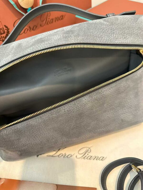 LORO PIANA Extra Pocket L19