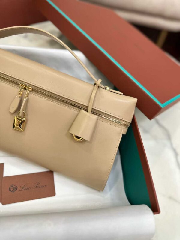 Loro piana Extra Clutch L36