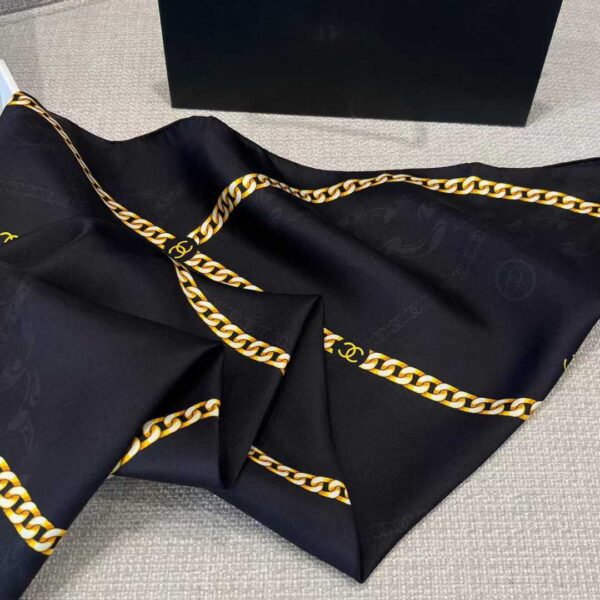 CHANEL Silk scarf